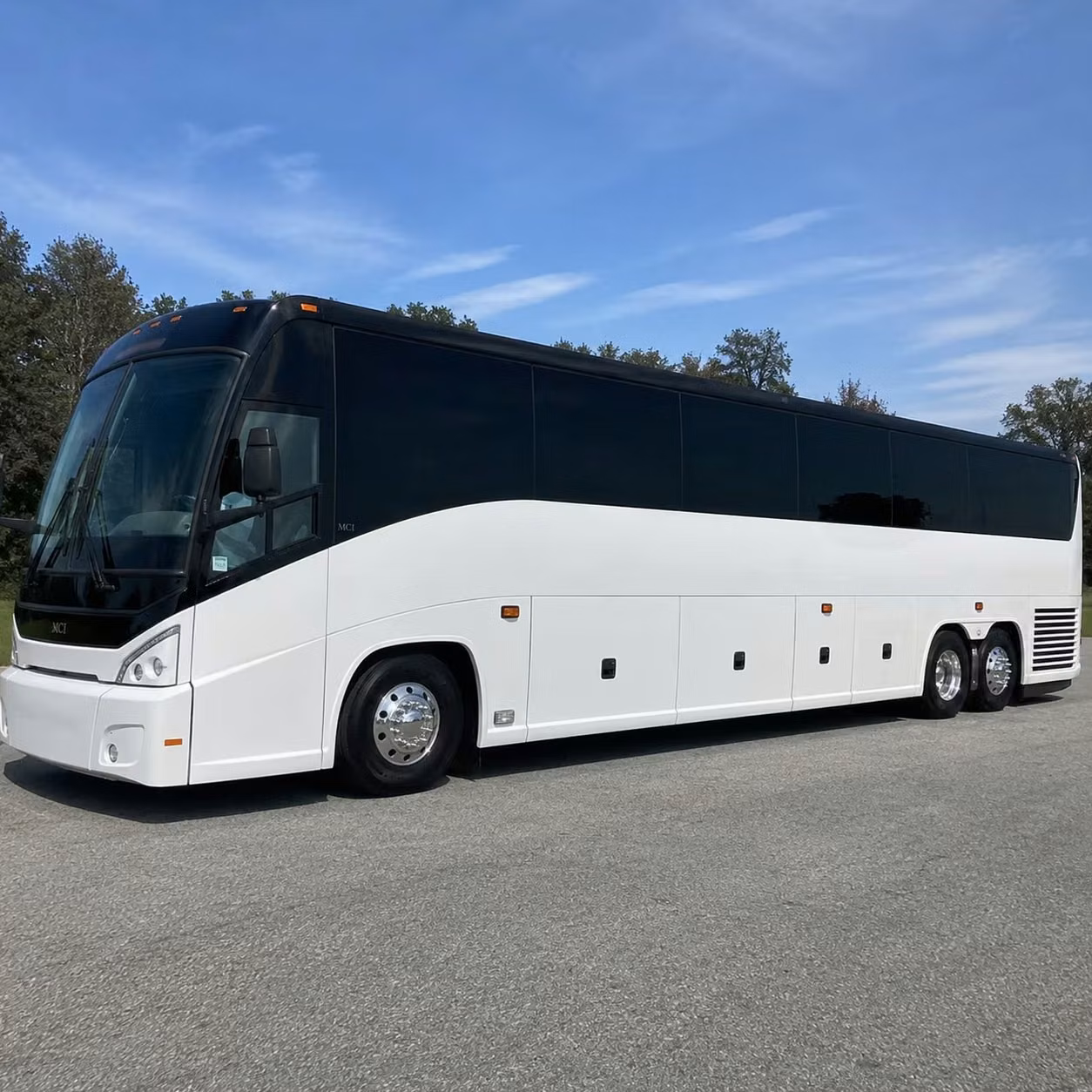 bus rental options for richmond trips