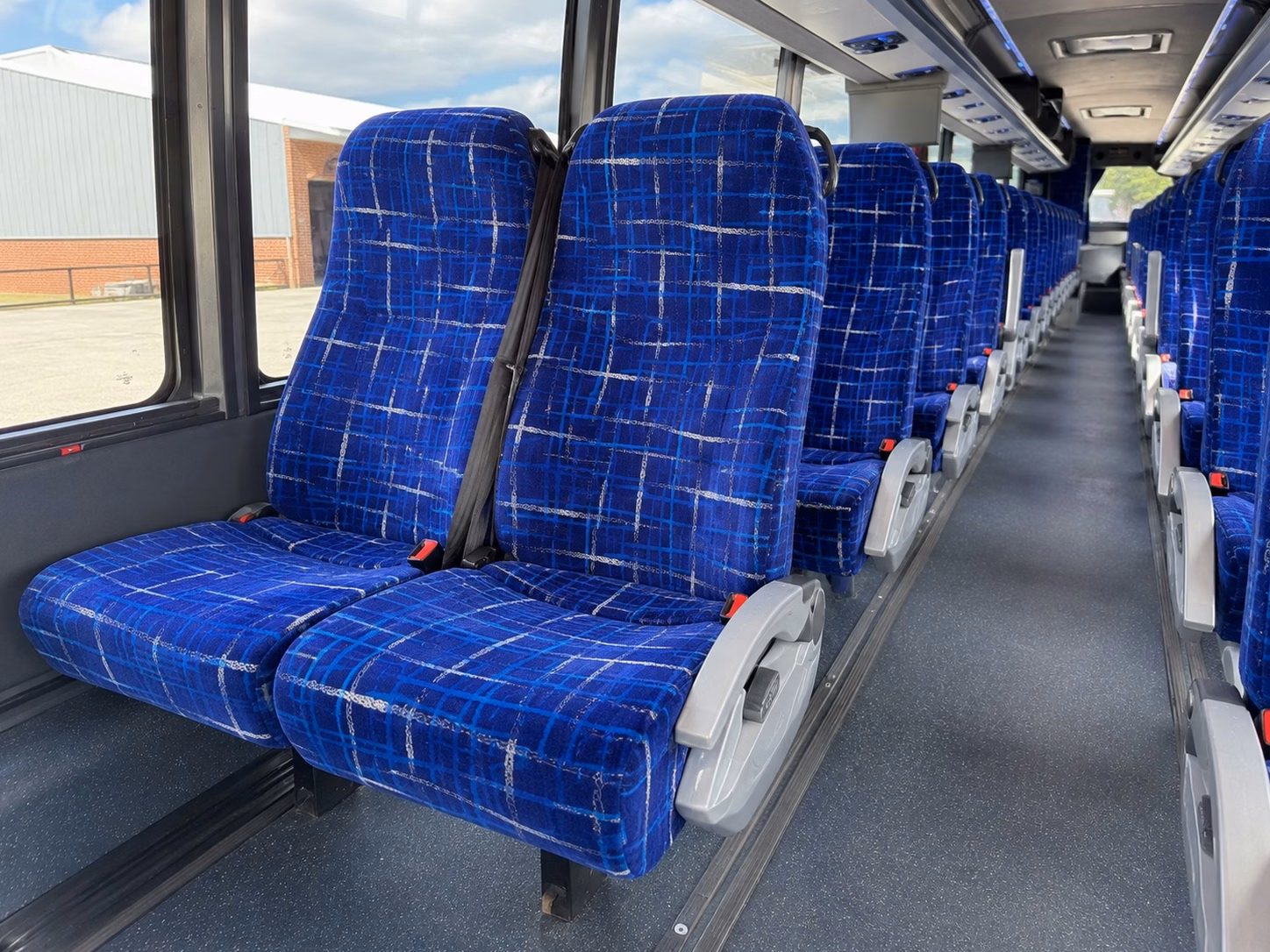 how bus type changes charter bus prices in richmond california