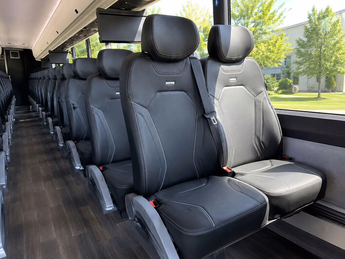 how where and when you are traveling affects richmond charter bus rates