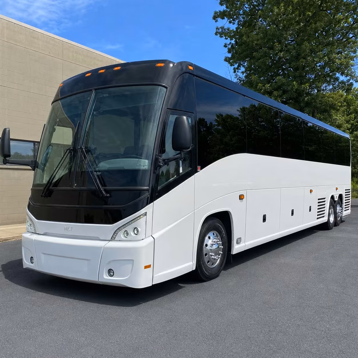 long distance charter buses from richmond to los angeles las vegas and beyond